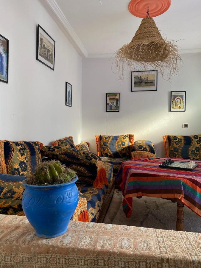 Emallayan Hostel إمسوان المظهر الخارجي الصورة